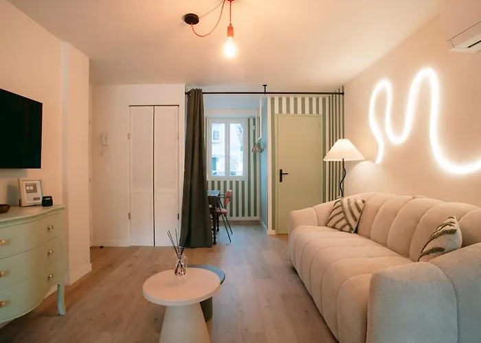 Le Jardin De Georges-151 *